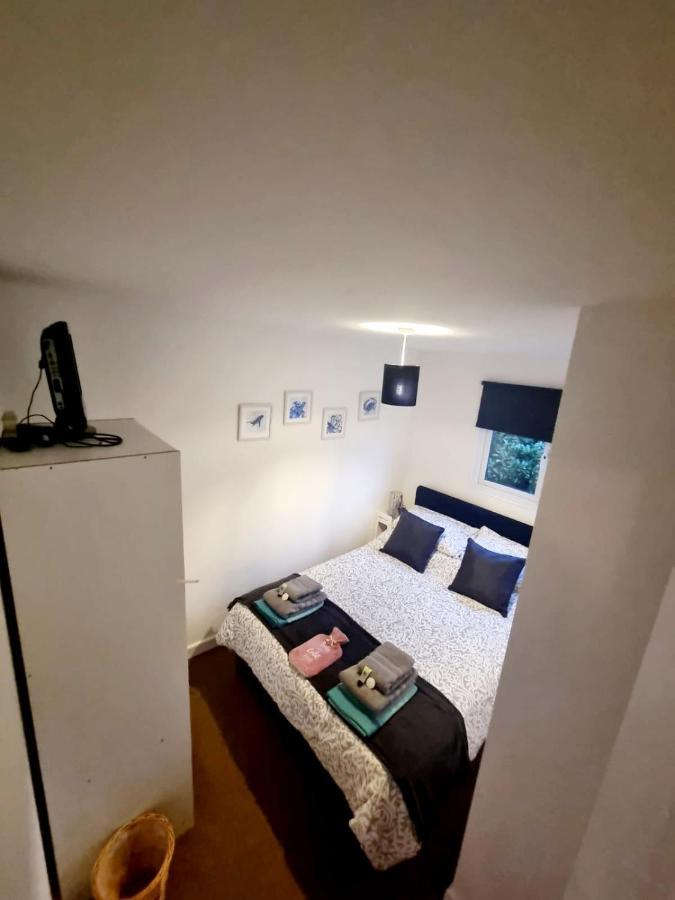 22 The Glade Hotel Бюд Екстериор снимка